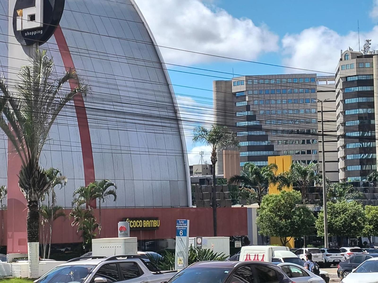 Hotel Grand Mercure Flat Particular Com Varanda, Garagem E Wi-Fi 巴西利亚 外观 照片