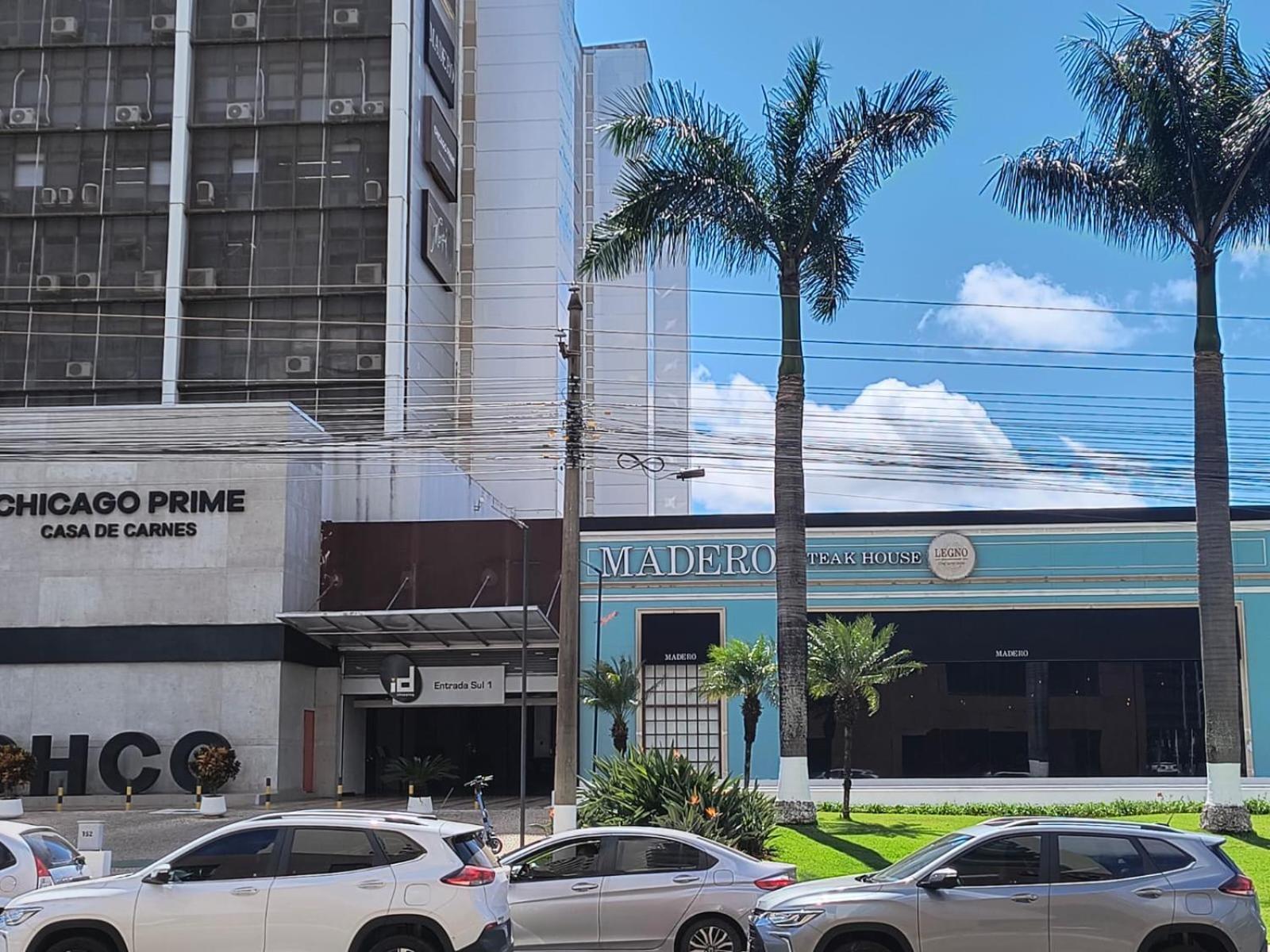 Hotel Grand Mercure Flat Particular Com Varanda, Garagem E Wi-Fi 巴西利亚 外观 照片